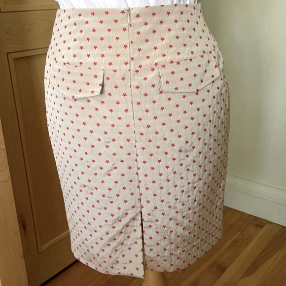 🇨🇦 Christian Chenail Satiny Cream Pencil Skirt With Red Stars, Size 6 - Picture 4 of 16